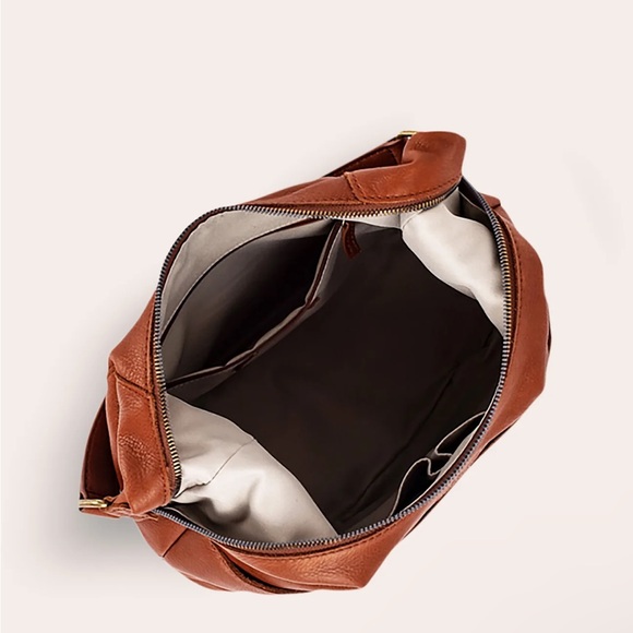 EUC American Leather Co. Carrie Hobo Genuine Leather Shoulder Bag - Picture 10 of 10